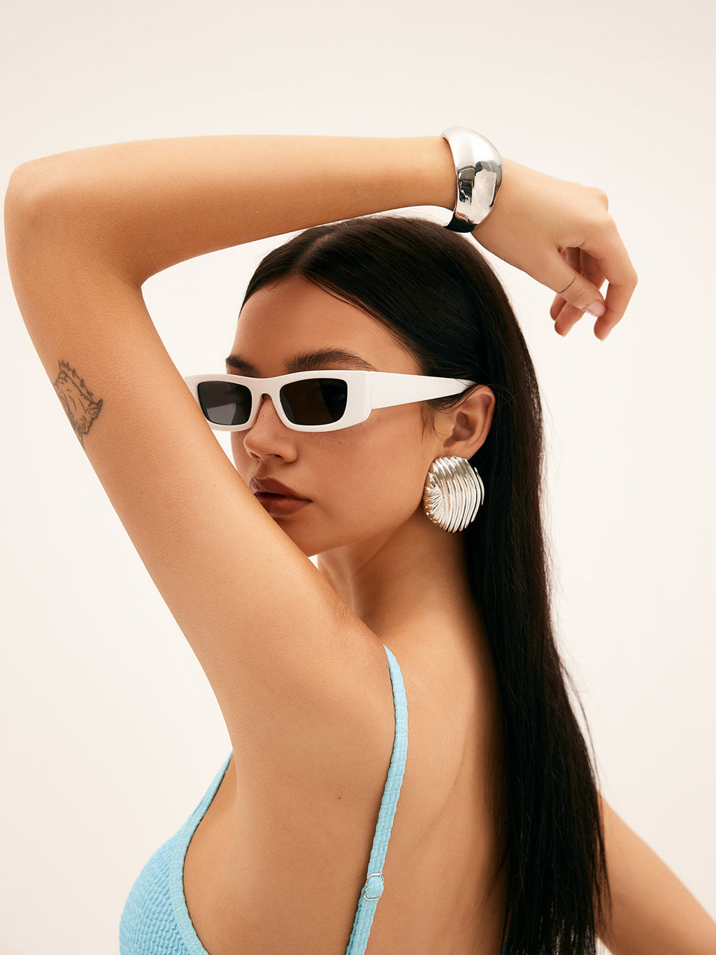 Olive White Chic Sunglasses
